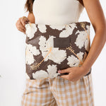 MAX POUCH - US 8601
