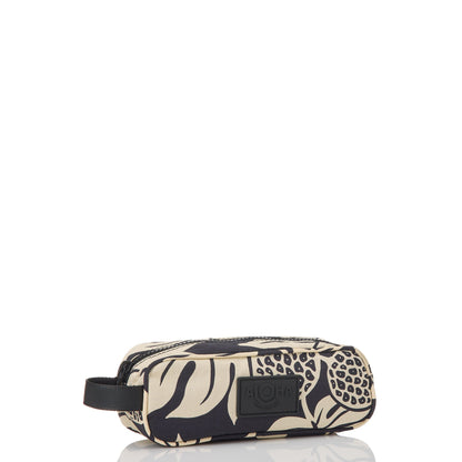 KEEP IT LIGHT PENCIL CASE - US 5596